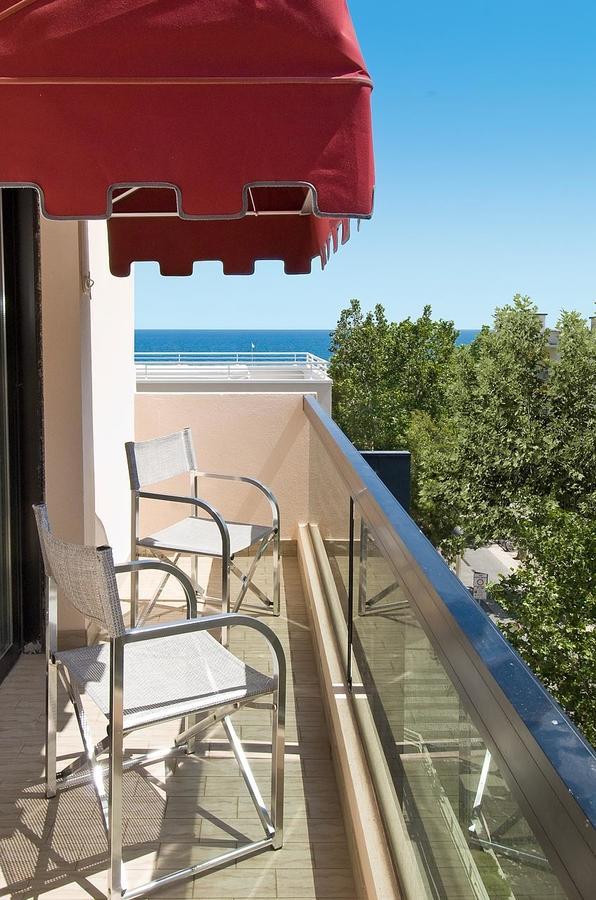 Hotel Novella Misano Adriatico Ngoại thất bức ảnh